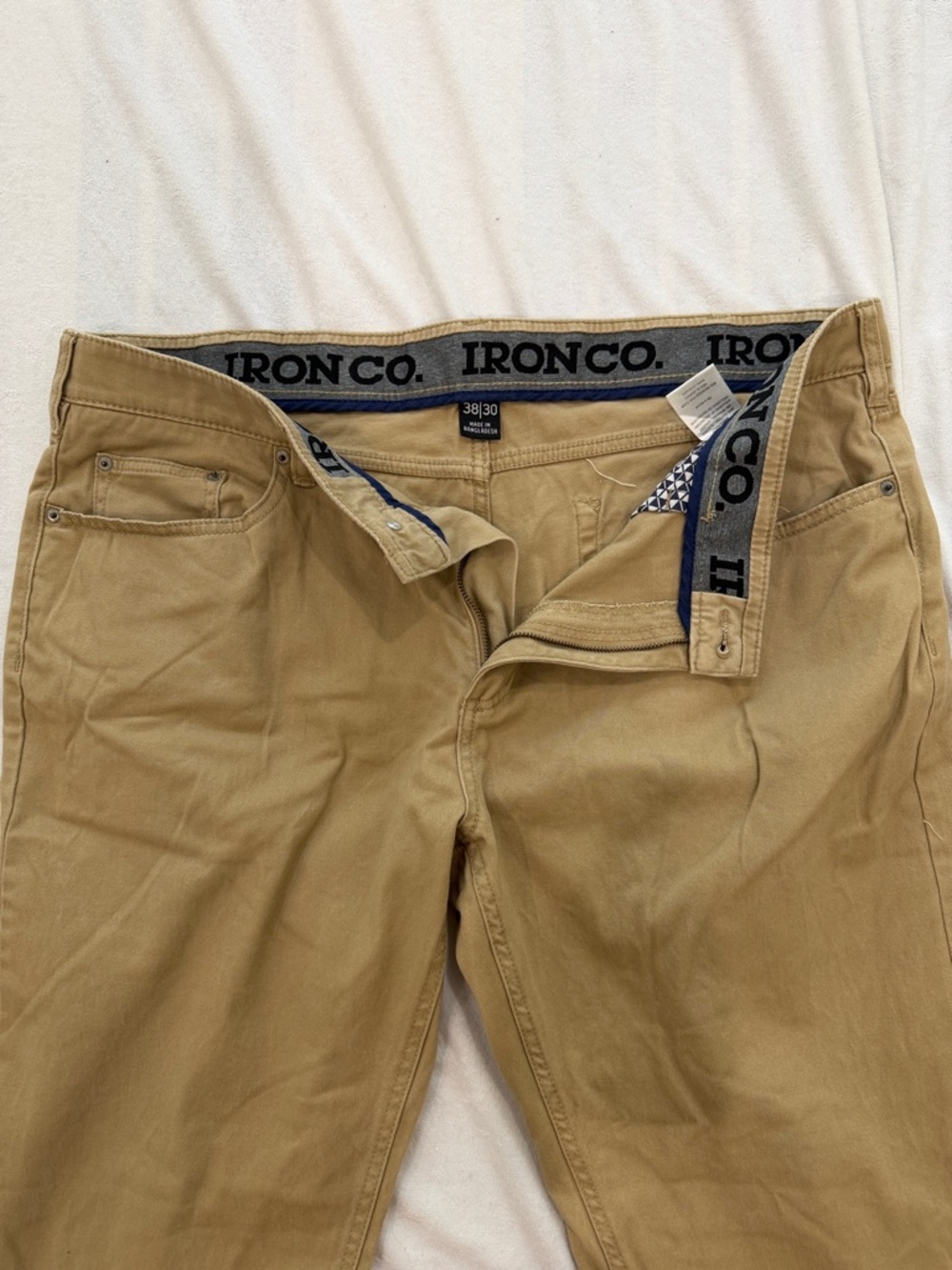 IROn Men's Khaki Chino Pants in Tan